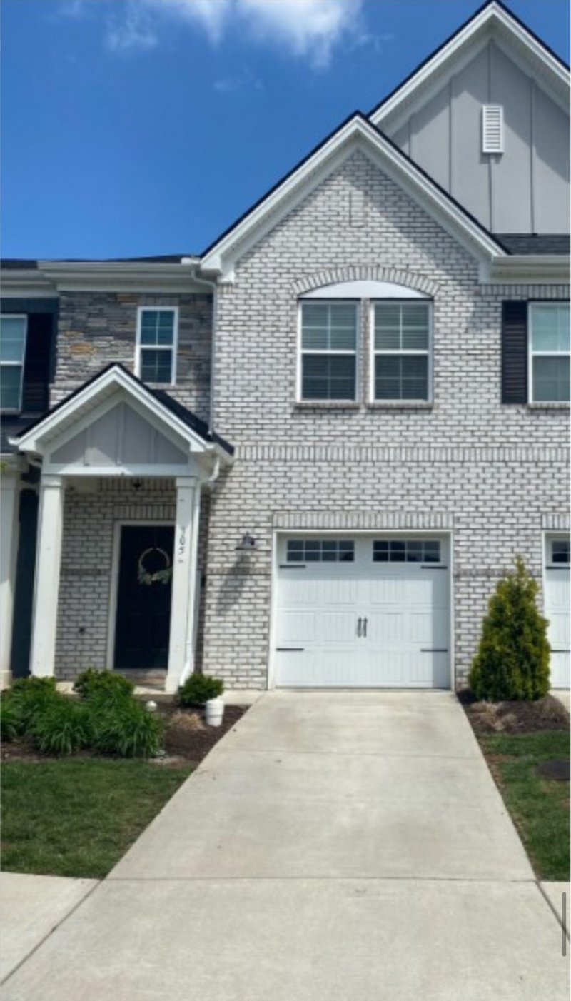 305 Victoria Dr, Lebanon, TN 37090