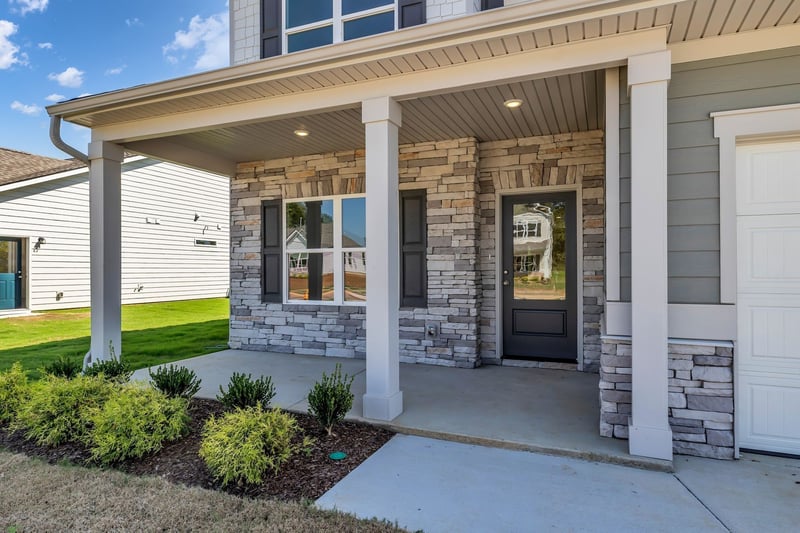 564 Nightengale Ridge Dr, Columbia, TN 38401