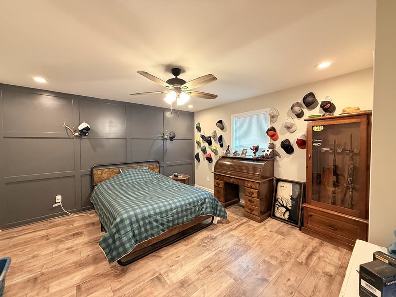 695 Hog Back Ridge Rd, Bethpage, TN 37022