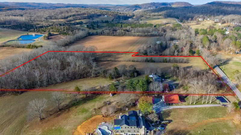 2275 Osburn Rd, Arrington, TN 37014