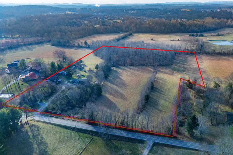 2275 Osburn Rd, Arrington, TN 37014