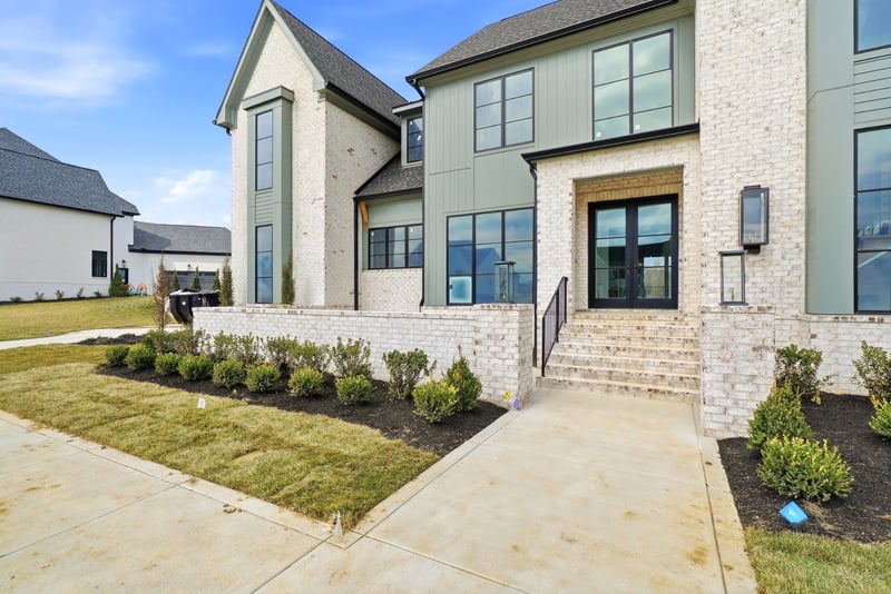 8106 Turning Point Dr, Brentwood, TN 37027