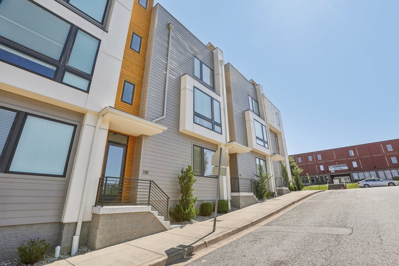 98 N 8th St, Nashville, TN 37206