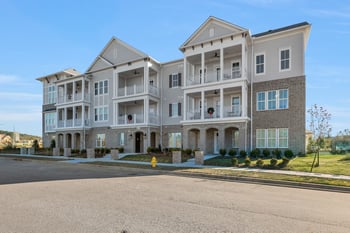 6037 Whitman Rd #202, Franklin, TN 37064