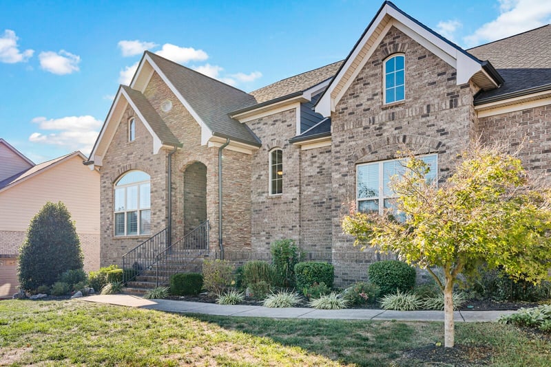 1005 Regency Ct, Gallatin, TN 37066