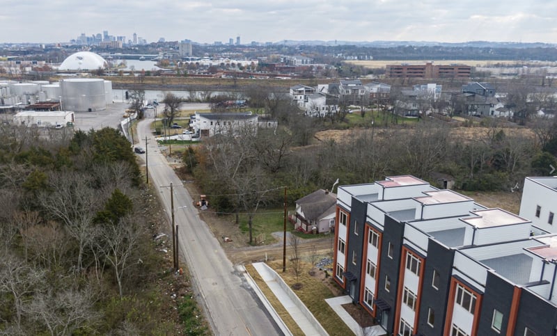 970J Youngs Ln #J, Nashville, TN 37207