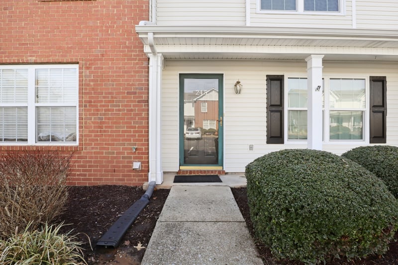 245 Shoshone Pl, Murfreesboro, TN 37128