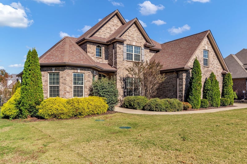 4235 Thoroughbred Ln, Murfreesboro, TN 37127