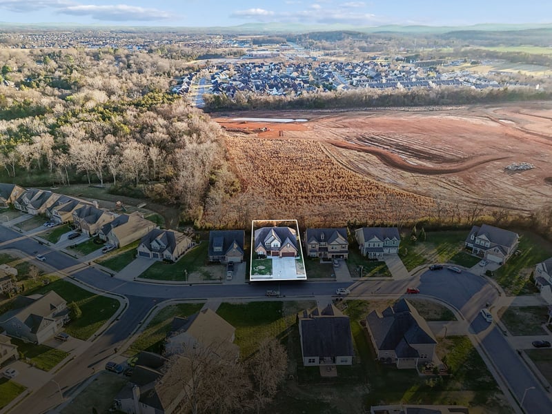 4818 Saint Ives Dr, Murfreesboro, TN 37128