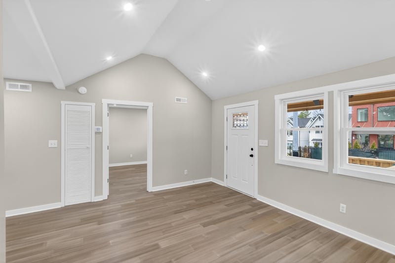 2725 Herman St, Nashville, TN 37208