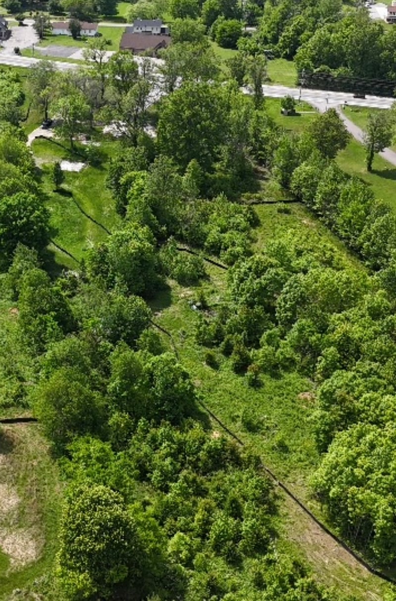 2724 Highway 31 , White House, TN 37188