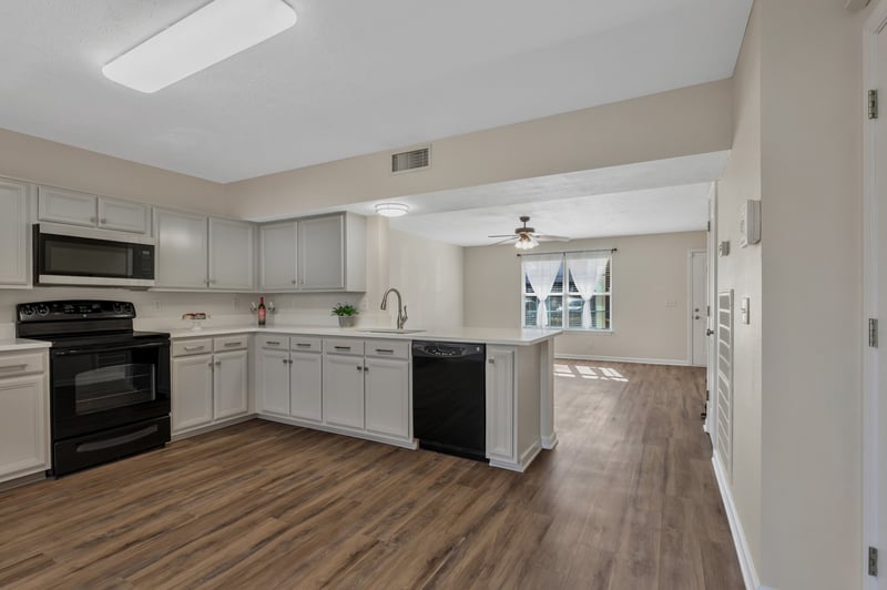 308 Arapaho Dr, Murfreesboro, TN 37128