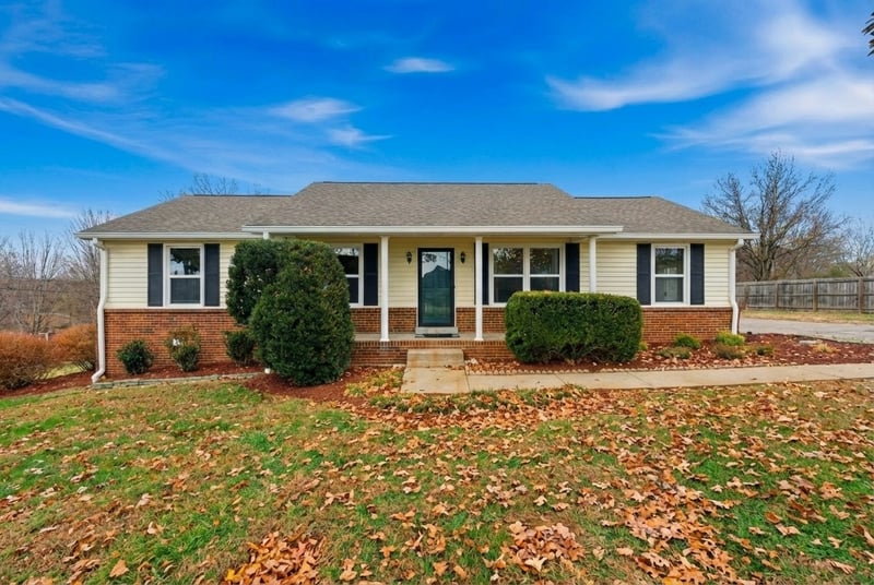 5952 Highway 76 , Springfield, TN 37172