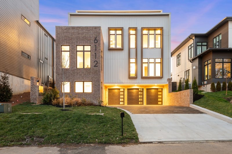 6112 Hill Circle Dr, Nashville, TN 37209
