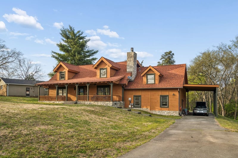 1201 Dickerson Bay Dr, Gallatin, TN 37066