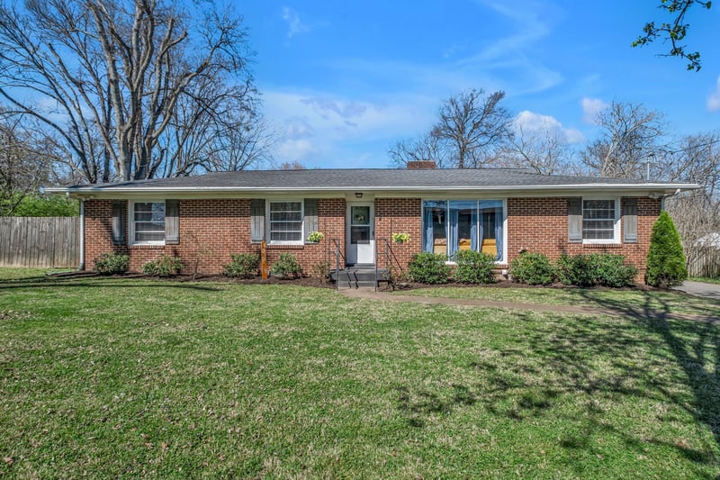 326 Walton Ln, Madison, TN 37115