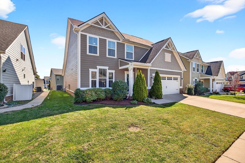 423 Heroit Dr, Spring Hill, TN 37174