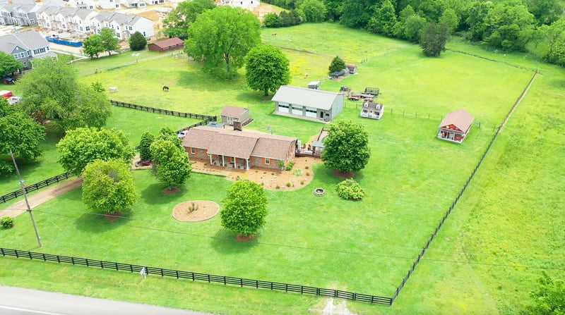 2348 Nashville Hwy, Columbia, TN 38401