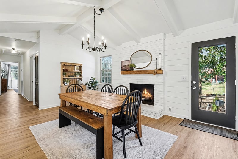 1022 Belmont Dr, Dickson, TN 37055