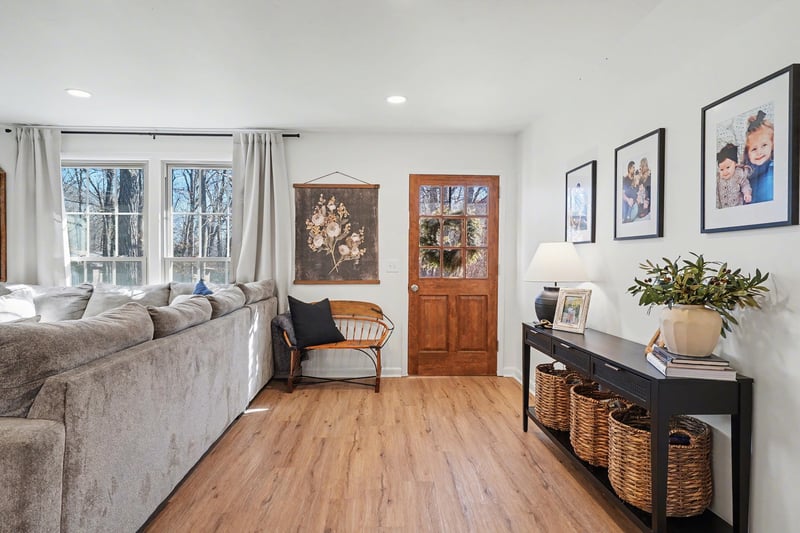 1022 Belmont Dr, Dickson, TN 37055