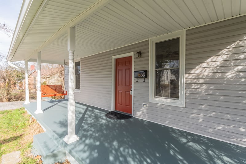 68 N Main St, Springfield, TN 37172