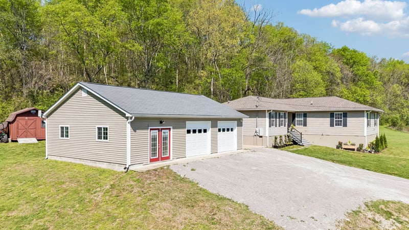 5309 Carters Creek Pike, Thompsons Station, TN 37179