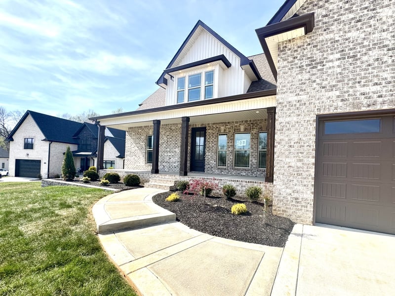 406 Young Ln, Pleasant View, TN 37146