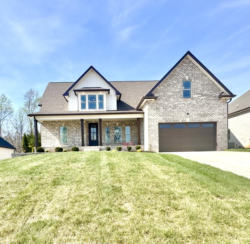 406 Young Ln, Pleasant View, TN 37146