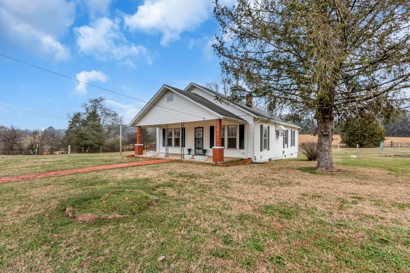 3288 Williamsport Pike, Williamsport, TN 38487