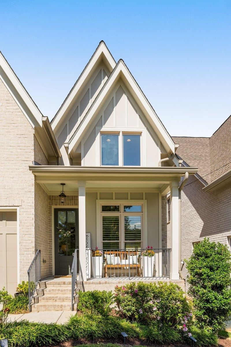 2260 Castleman Dr, Nashville, TN 37215