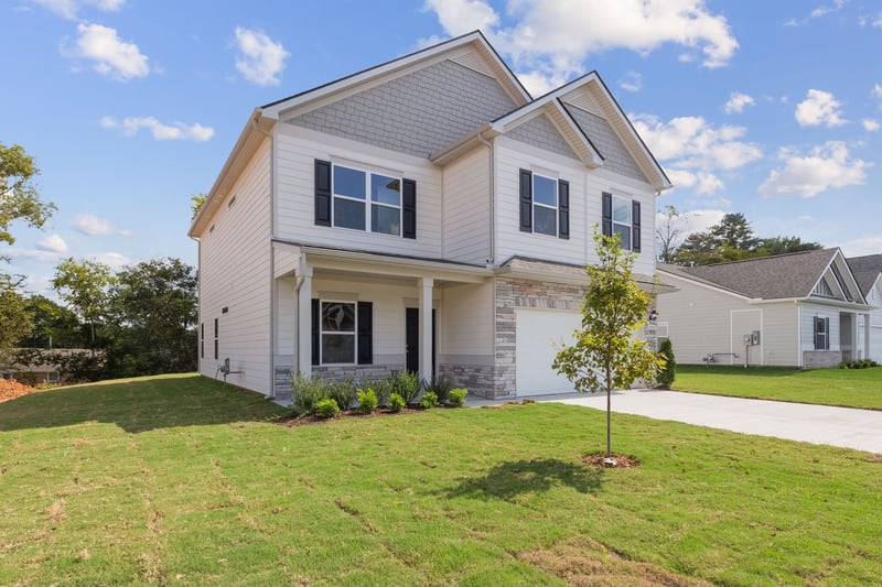 572 Nightengale Ridge Dr, Columbia, TN 38401