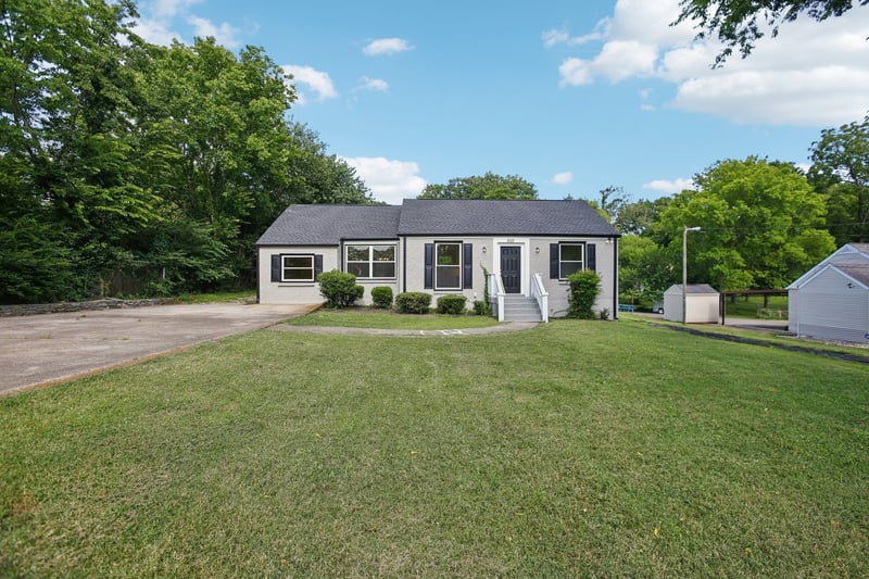 2117 Scott Ave, Nashville, TN 37216