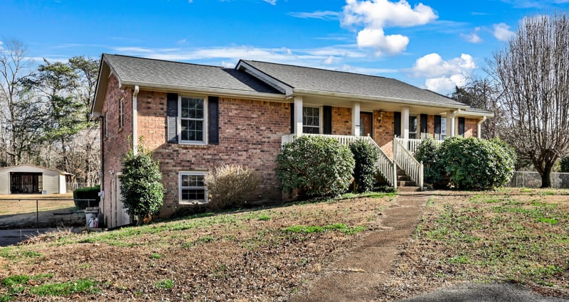 1138 Pleasant Valley Rd, Chapmansboro, TN 37035