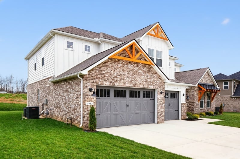 5957 Hunt Valley Dr, Spring Hill, TN 37174