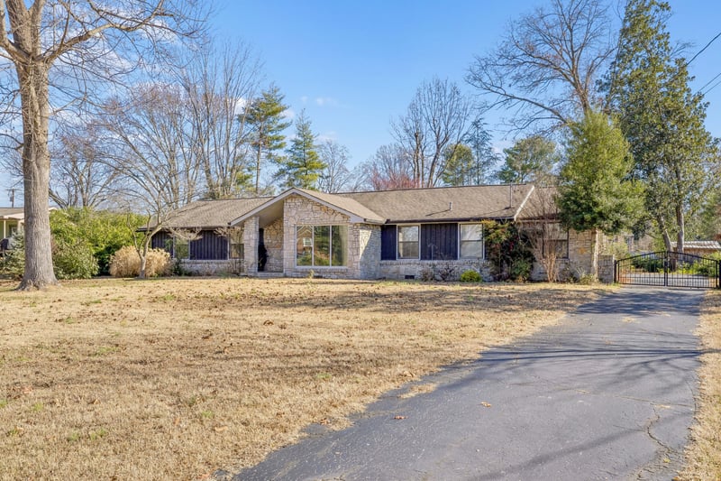 289 Lake Terrace Dr, Hendersonville, TN 37075