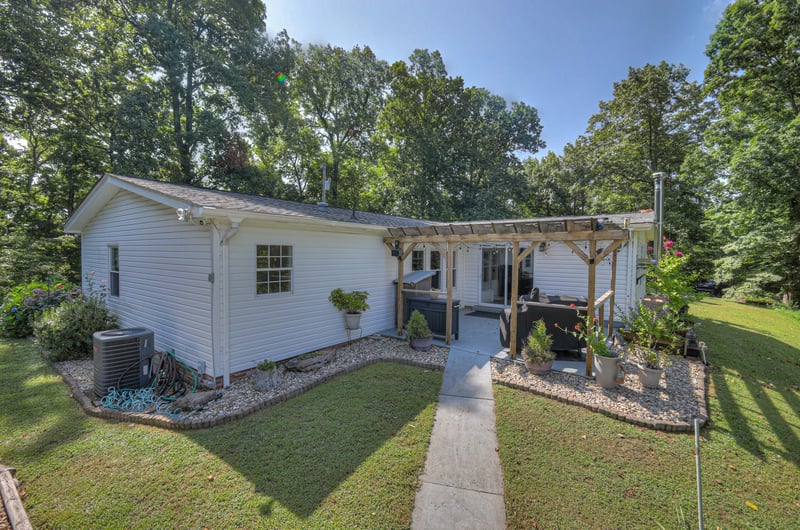 2186 Scribners Mill Rd, Culleoka, TN 38451