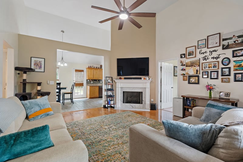 1044 Secretariat Dr, Mount Juliet, TN 37122