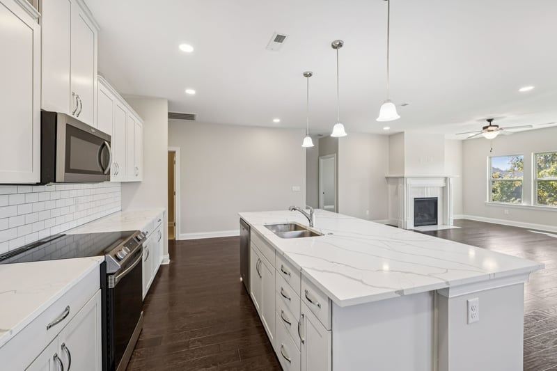 643 Fall Creek Cir, Goodlettsville, TN 37072