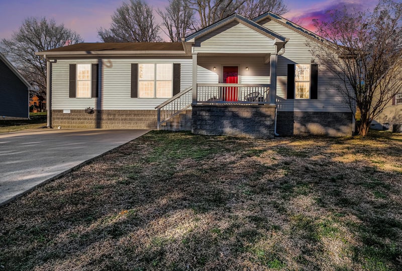 64 Phillips Ave, Watertown, TN 37184