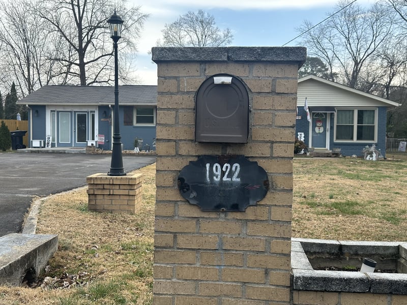 1922 Shelley St, Murfreesboro, TN 37129