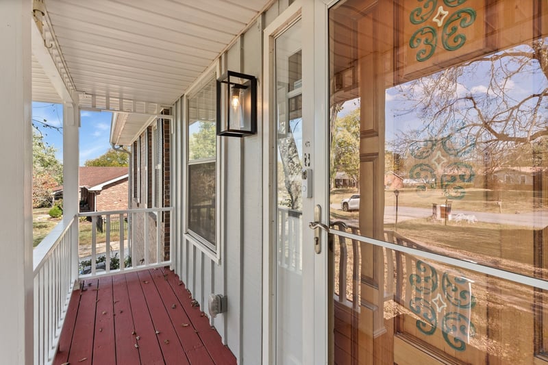 104 Meadowvue Dr, Hendersonville, TN 37075