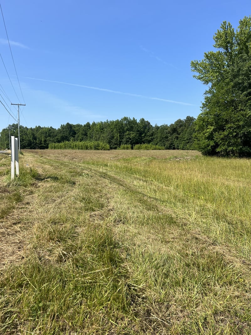 1 Maxey Rd, Cedar Hill, TN 37032