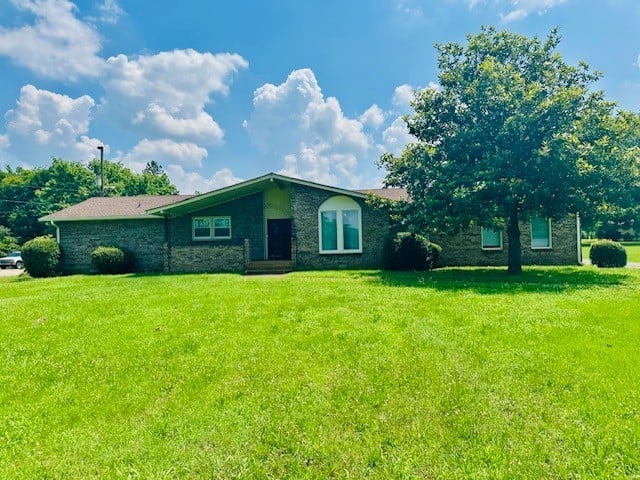 4218 Eatons Creek Rd, Nashville, TN 37218