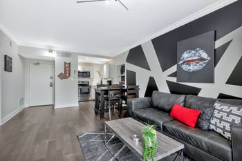 11 Music Sq #203, Nashville, TN 37203