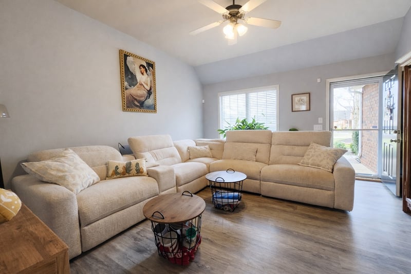 2729 Stonehedge Dr, Murfreesboro, TN 37128