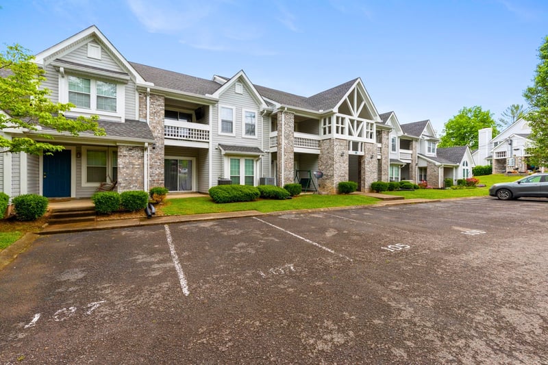474 S Main St #203, Ashland City, TN 37015