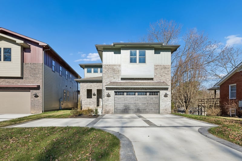 602A Watsonwood Dr, Nashville, TN 37211