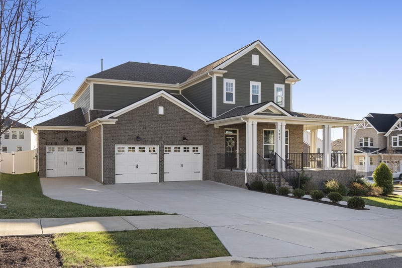 2021 Hollyhock Dr, Hendersonville, TN 37075