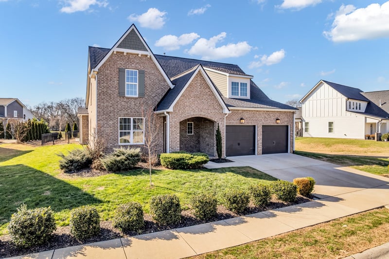 834 Plowson Rd, Mount Juliet, TN 37122