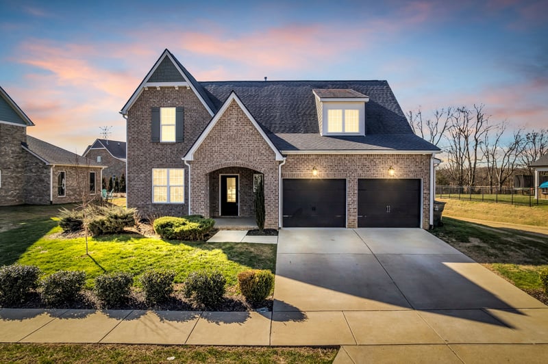 834 Plowson Rd, Mount Juliet, TN 37122